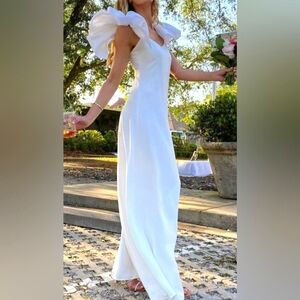 Neubyrne Couture Gown in White Sz S